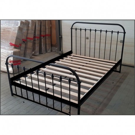 Ludmilla 160x200 with blind