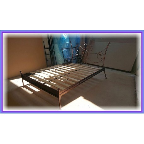 Aurelia 120x200 with low footboard with blind