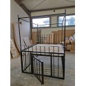 Gefängnis Bett 140x200 mit Käfig und Baldachin, Tor mittig